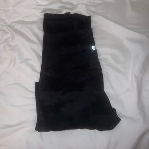 Lulu camo align leggings